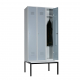 Garderobenschrank mit untergebauter Sitzbank