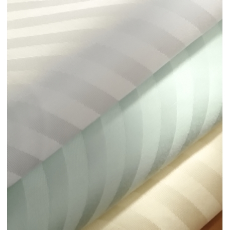 Satin Bettwäsche Garnitur mit Diagonalstreifen